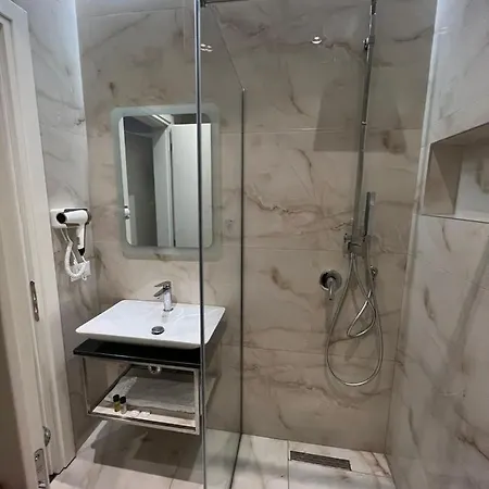 Leon - Front Hotel 4*