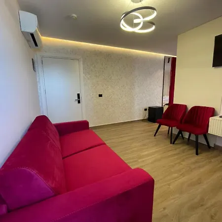 Szálloda Leon - Front Shëngjin