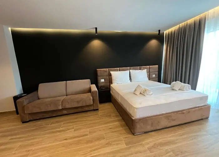 Leon - Front Shëngjin