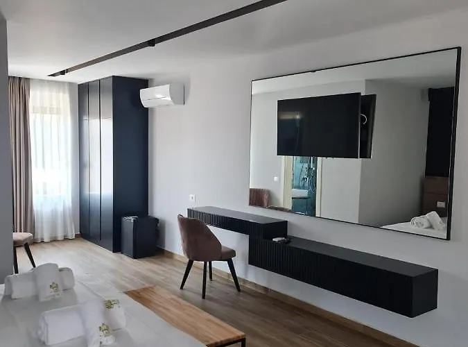 Leon - Front Shengjin (Lezhe)